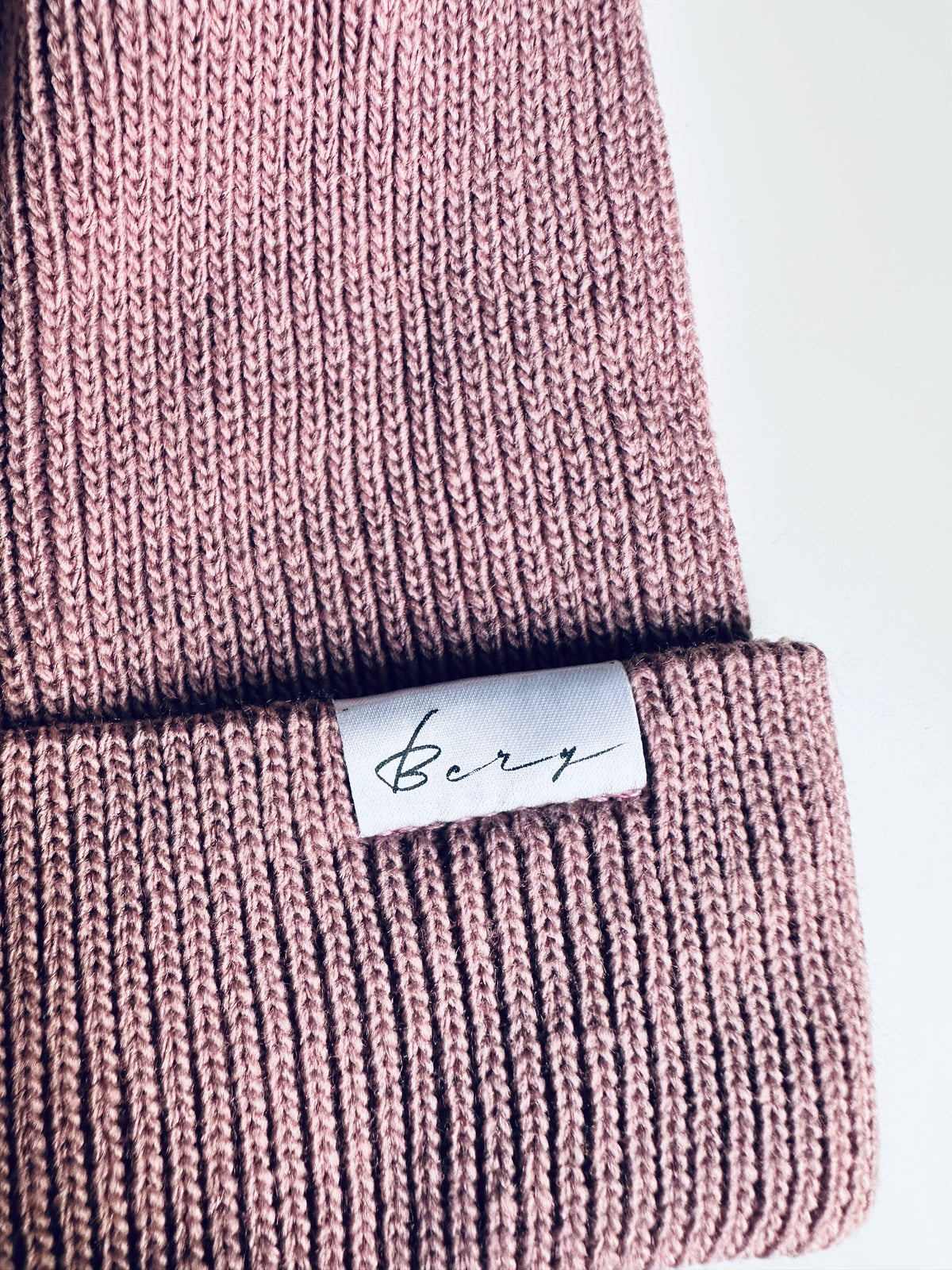 Beanie Pale Mauve Pink